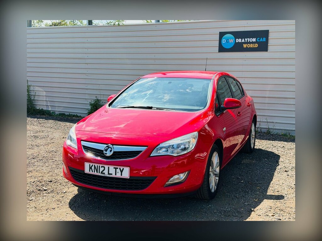 Vauxhall Astra 1.6 16V Active Limited Edition Euro 5 Red #3