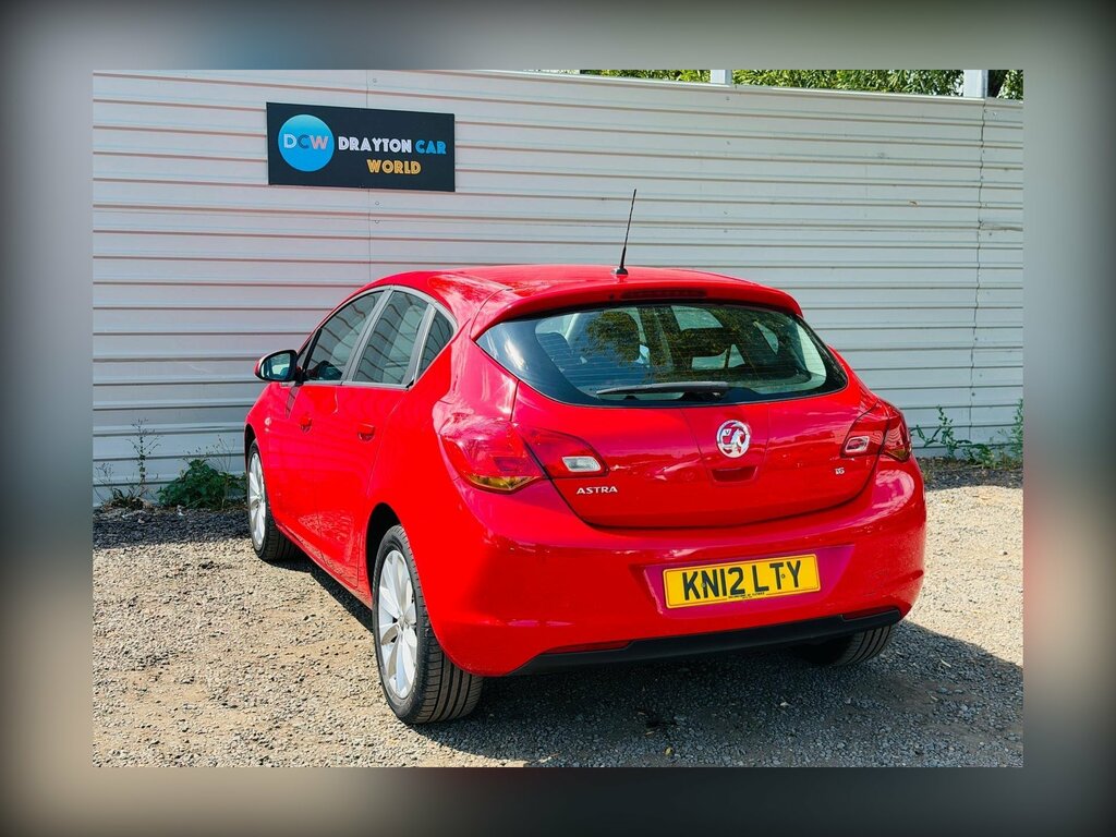 Vauxhall Astra 1.6 16V Active Limited Edition Euro 5 Red #6