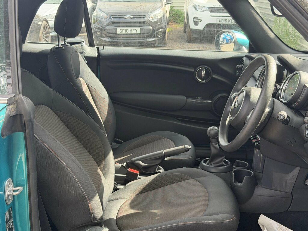 Mini Convertible 1.5 Cooper Convertible Steptronic Euro Blue #33