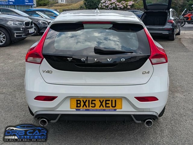 Volvo V40 2.0 D4 R-design Hatchback Euro 6 White #5