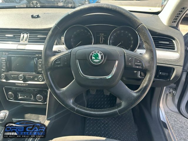 Skoda Superb 2.0 Tdi Silver #26
