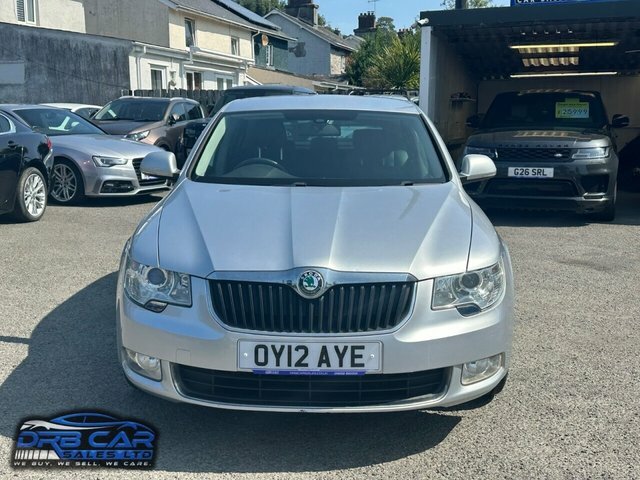 Skoda Superb 2.0 Tdi Se Plus Hatchback Euro 5 Silver #2
