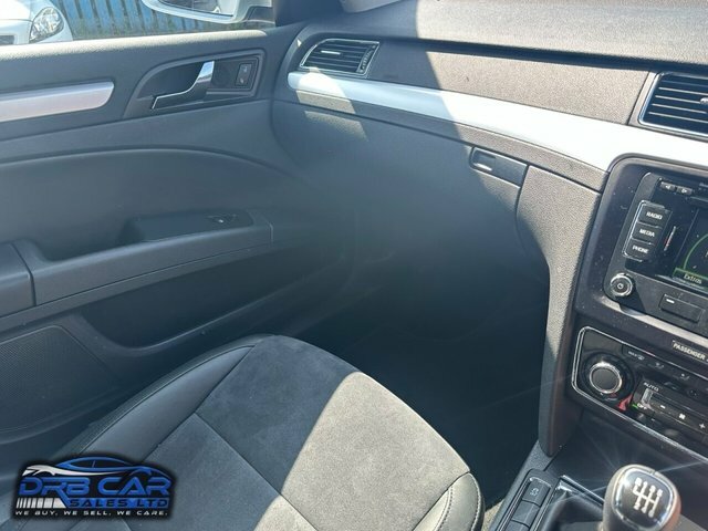 Skoda Superb 2.0 Tdi Silver #7