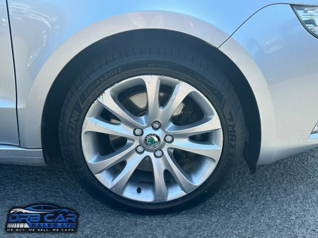 Skoda Superb 2.0 Tdi Silver #24