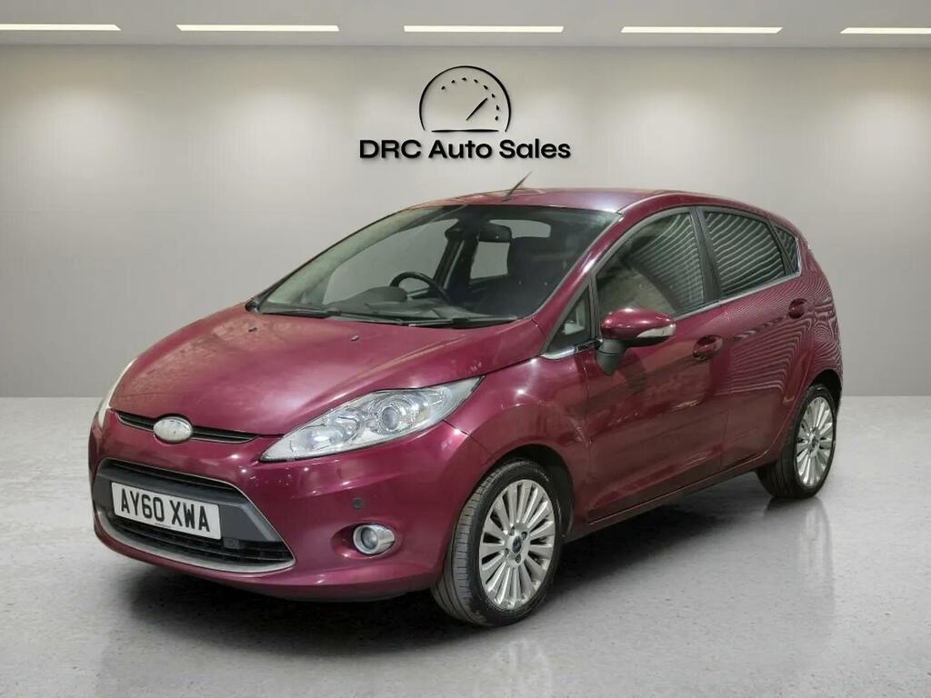 Ford Fiesta 1.4 Titanium Pink