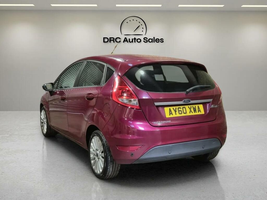 Ford Fiesta 1.4 Titanium AY60XWA Pink #2