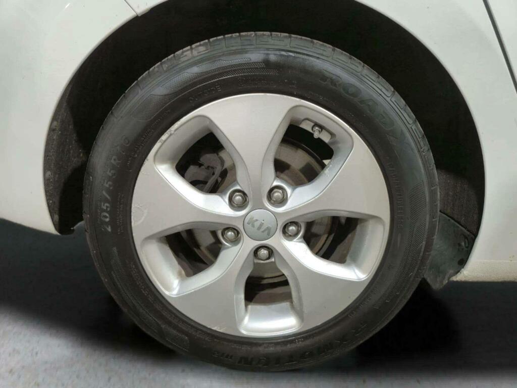 Kia Carens Crdi 3 Silver #44