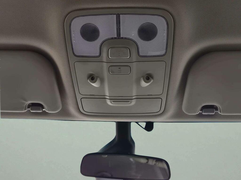 Kia Carens Crdi 3 Silver #40
