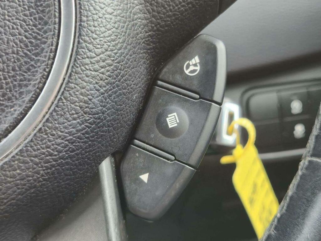 Kia Carens Crdi 3 Silver #36