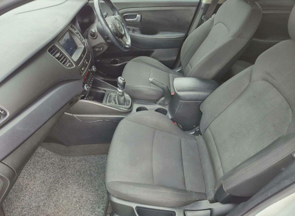 Kia Carens Crdi 3 Silver #13