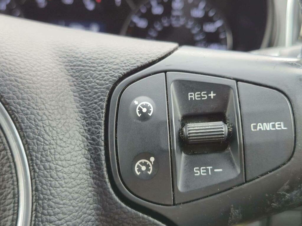 Kia Carens Crdi 3 Silver #35