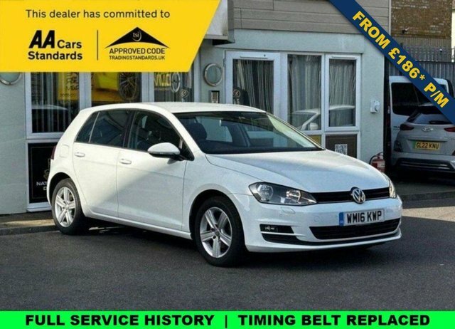 Volkswagen Golf 1.4 Tsi Bluemotion Tech Match Edition Hatchback White