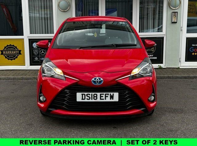 Toyota Yaris 1.5 Vvt-h Icon Tech Hatchback Hybrid E- Red #2