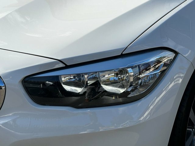 BMW 1 Series 3.0 M135i Euro 6 Ss White #53