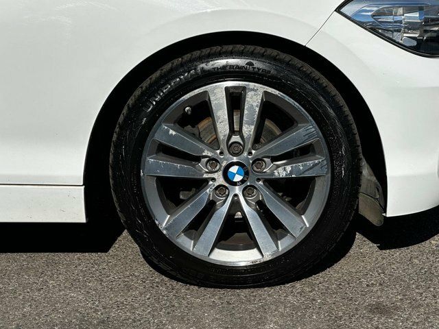 BMW 1 Series 3.0 M135i Euro 6 Ss White #46