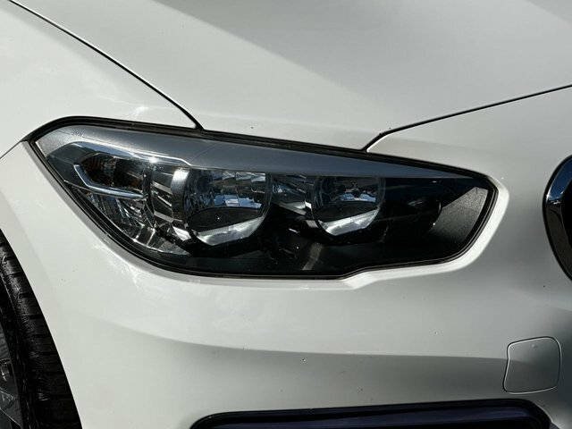 BMW 1 Series 3.0 M135i Euro 6 Ss White #51