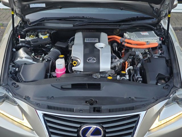Lexus IS Saloon 2.5 300H F Sport E-cvt Euro 5 Ss 20 White #61