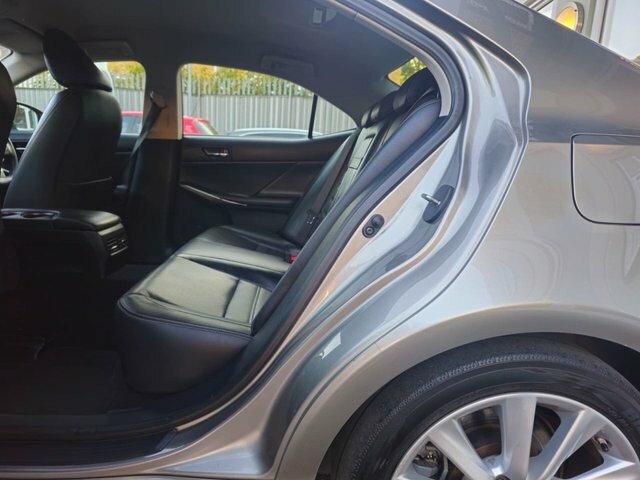 Lexus IS Saloon 2.5 300H F Sport E-cvt Euro 5 Ss 20 White #50