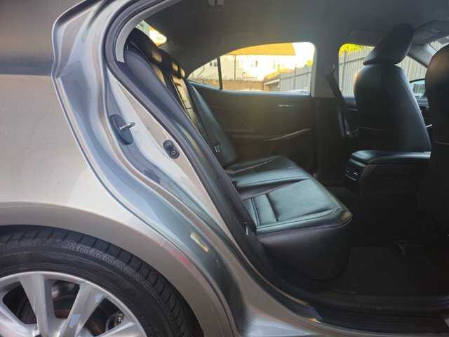 Lexus IS Saloon 2.5 300H F Sport E-cvt Euro 5 Ss 20 White #44