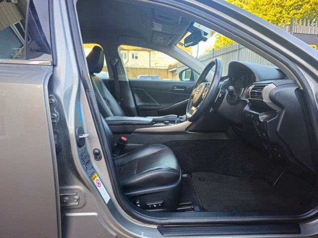 Lexus IS Saloon 2.5 300H F Sport E-cvt Euro 5 Ss 20 White #11