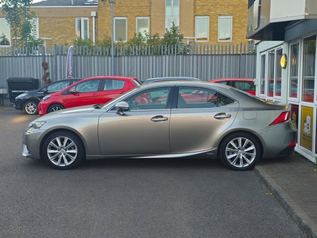 Lexus IS Saloon 2.5 300H F Sport E-cvt Euro 5 Ss 20 White #10