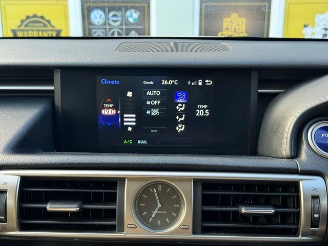 Lexus IS 2.5 300H F Sport Saloon Hybrid E-cvt Eu White #26