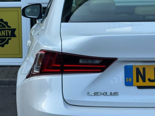 Lexus IS 2.5 300H F Sport Saloon Hybrid E-cvt Eu White #68