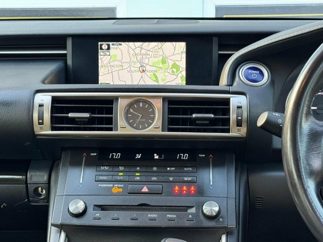 Lexus IS 2.5 300H F Sport Saloon Hybrid E-cvt Eu White #40