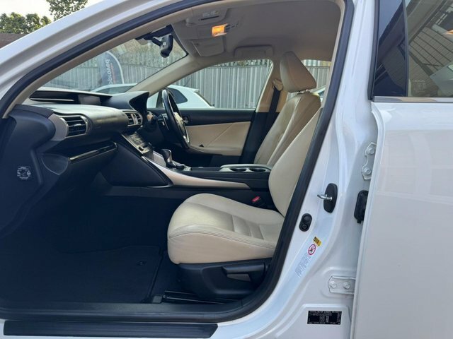 Lexus IS 2.5 300H F Sport Saloon Hybrid E-cvt Eu White #20
