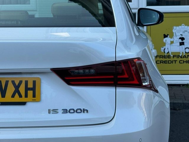 Lexus IS 2.5 300H F Sport Saloon Hybrid E-cvt Eu White #69