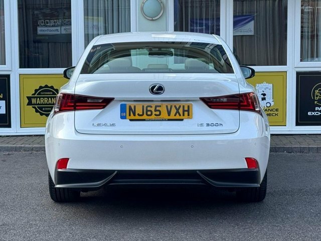 Lexus IS 2.5 300H F Sport Saloon Hybrid E-cvt Eu White #30