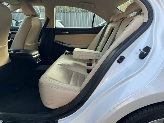 Lexus IS 2.5 300H F Sport Saloon Hybrid E-cvt Eu White #53