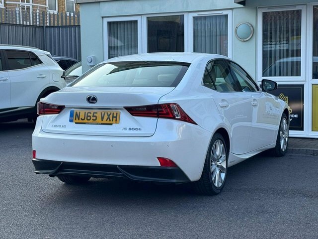 Lexus IS 2.5 300H F Sport Saloon Hybrid E-cvt Eu White #31