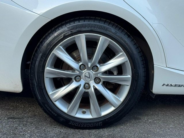 Lexus IS 2.5 300H F Sport Saloon Hybrid E-cvt Eu White #58