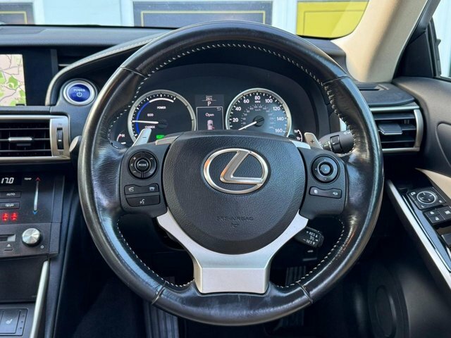 Lexus IS 2.5 300H F Sport Saloon Hybrid E-cvt Eu White #32