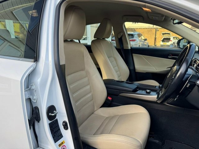 Lexus IS 2.5 300H F Sport Saloon Hybrid E-cvt Eu White #16