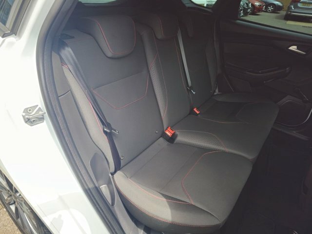 Ford Focus Hatchback Red #41