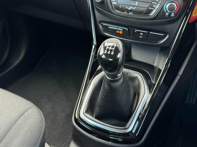 Ford B-Max 1.6 Titanium Navigator Powershift Hatchback Black #35