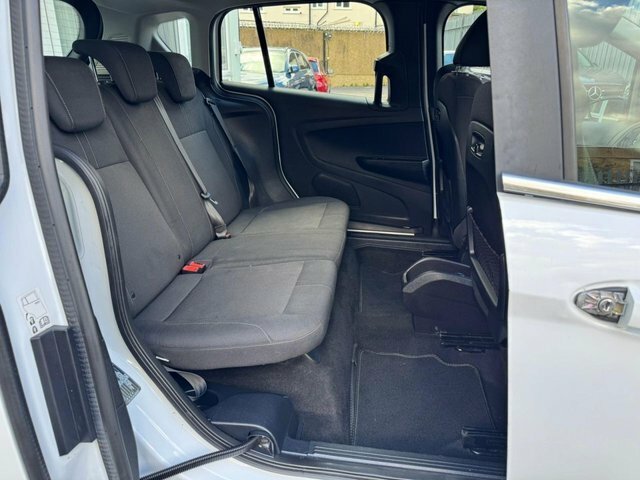 Ford B-Max 1.6 Titanium Navigator Powershift Hatchback Black #37