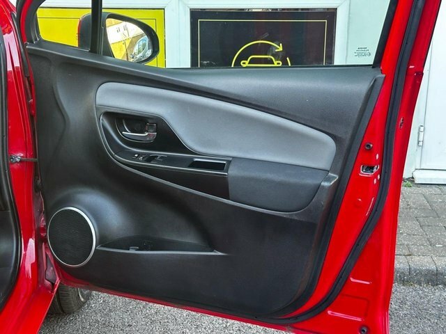 Toyota Yaris Excel Red #27