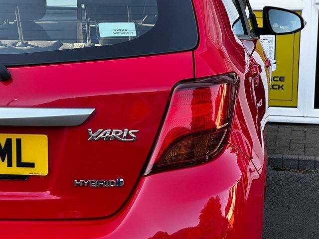 Toyota Yaris Excel Red #40