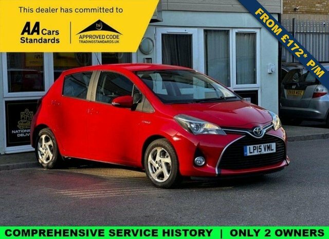 Toyota Yaris 1.5 Vvt-h Icon Hatchback Hybrid E-cvt E LP15VML Red