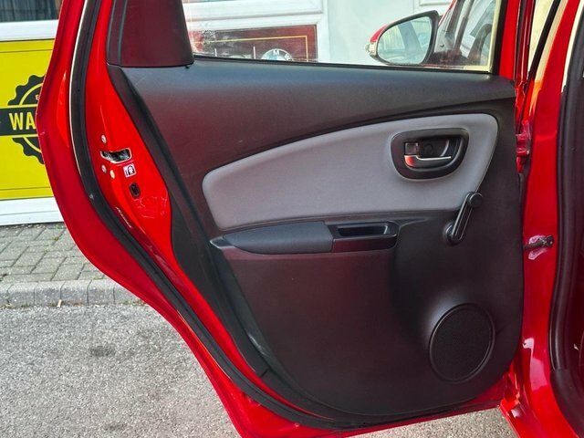 Toyota Yaris Excel Red #34