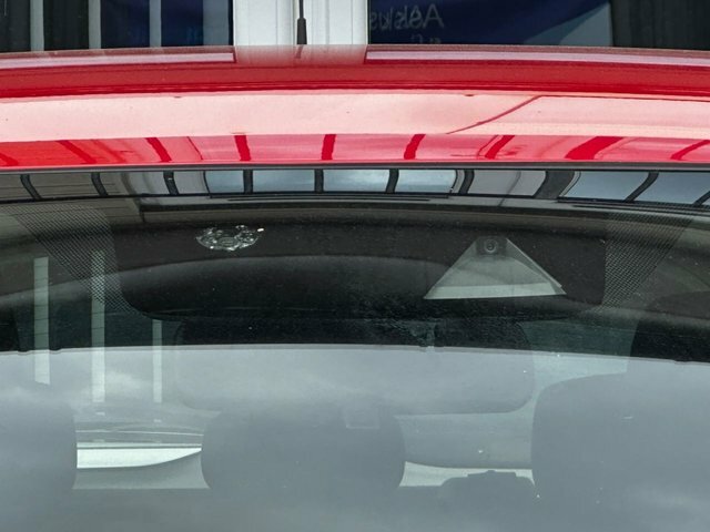 Nissan Leaf 40Kwh Acenta Hatchback 150 Ps Red #5
