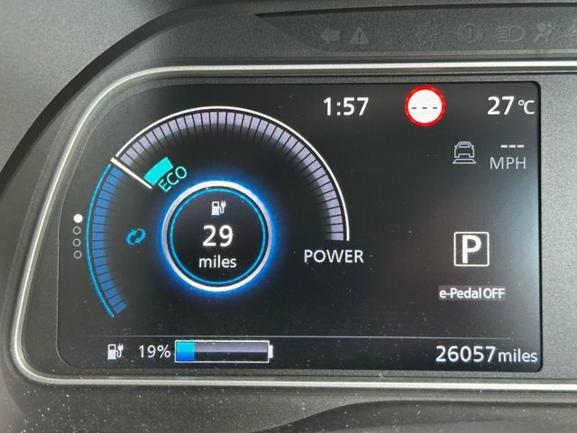 Nissan Leaf Leaf Tekna White #69