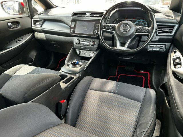 Nissan Leaf 40Kwh Acenta Hatchback 150 Ps Red #6