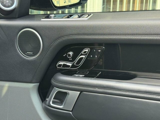 Land Rover Range Rover Phev Black #21