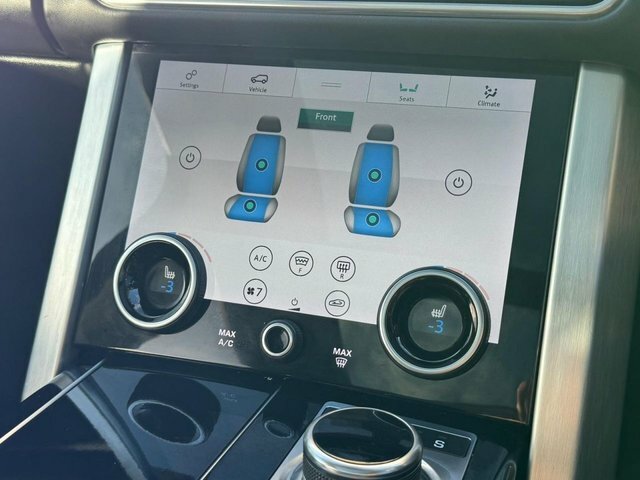 Land Rover Range Rover Phev Black #40