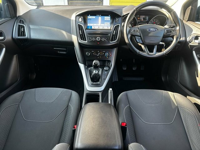 Ford Focus 1.0T Ecoboost Zetec Edition Hatchback M Grey #6