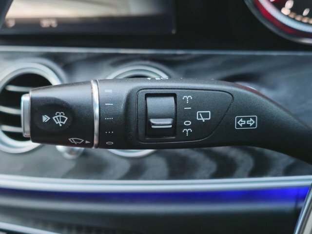 Mercedes-Benz E Class 2.0 E220d Amg Line Premium Plus G-tronic Euro 6 Black #34